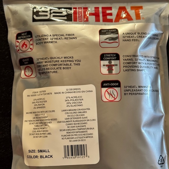 32 Degrees Kid's long John winter layer Heat
Set black size small shirt and pant - Picture 2 of 12